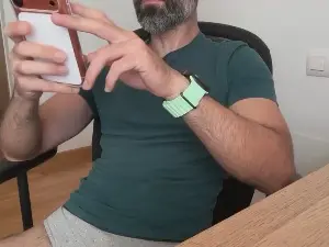 Cam4 Free Live Porn of hairywanker35