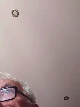 Cam4 Live Sex Cam of Cummer51