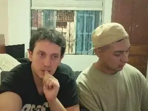 Cam4 Live Sex Cam of Serguioguecha33