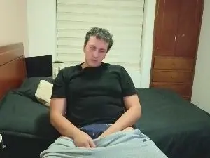 Cam4 Sex Cam of Serguioguecha33
