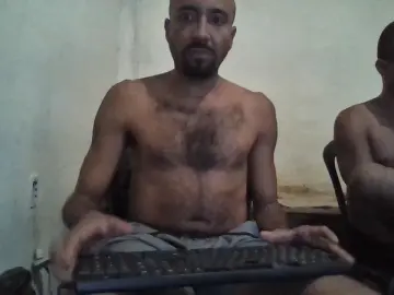 Cam4 Free Porn Cam of Tonnytorao