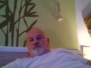 Cam4 Free Live Porn of kuschl39