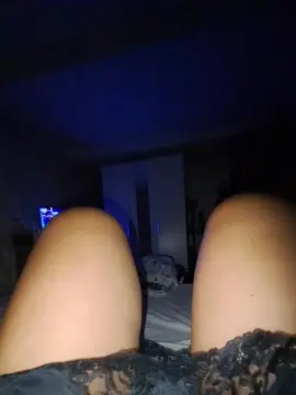 Cam4 Free Porn Cam of Monellina77