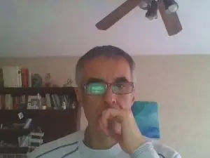 Cam4 Free Live Porn of hugobaires69