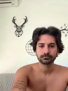 Cam4 Live Sex of Betomuscle99