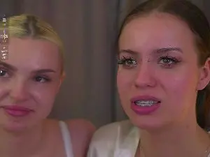 Cam4 Live Porn of MaxineDeman
