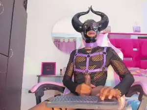 Cam4 Adult Webcam of marxin_turner