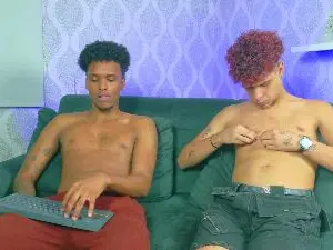 Cam4 Nude Webcam of Exotic_boysxx