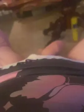 Cam4 Nude Webcam of Chrissysissy3