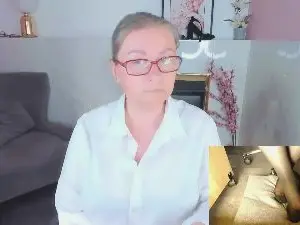 Cam4 Live Porn of AlexandraKind