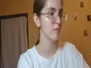 Cam4 Adult Video Chat of RoxanaKneisler