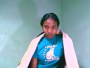 Cam4 Live Sex Cam of Fitiavana8