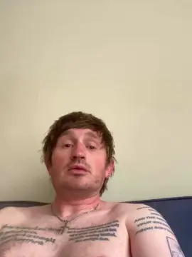 Cam4 Live Porn of picassosparrot3