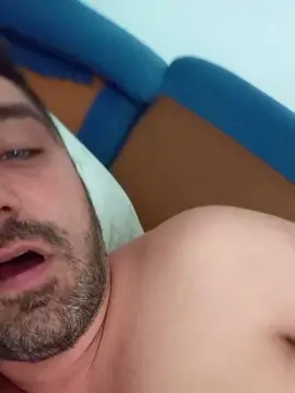 Cam4 Nude Webcam of Casadobisexac