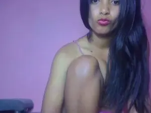 Cam4 Sex Chat of Sisie_Sexyy