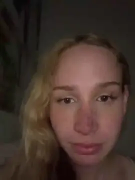 Cam4 Free Live Porn of helenawrld