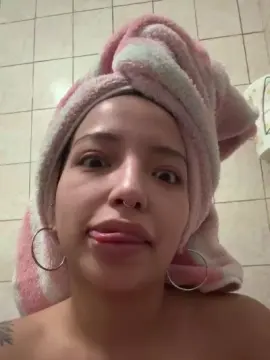 Cam4 Watch Live Sex Cams of Sexyvalenlu