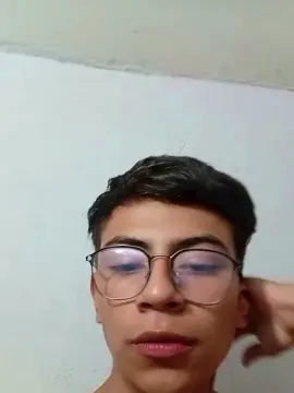 Cam4 Free Live Porn of lion3hdz1