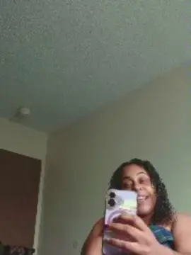 Cam4 Sex Cam of MrsRicannOcean