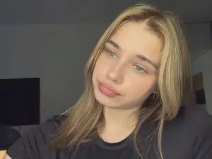 Cam4 Live Porn of LindseyWatah