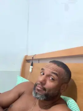 Cam4 Sex Cam of Pretocariocahot