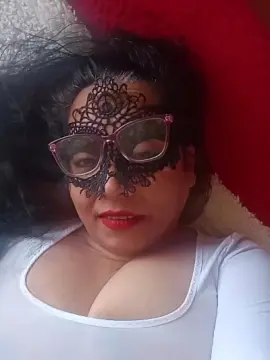 Cam4 Live Sex Cam of Katiuskaaaaa