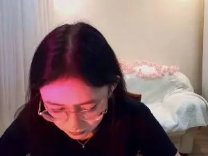 Cam4 Live Sex Cam of JuliaMaugeri
