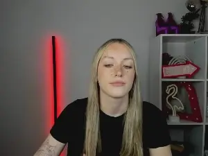Cam4 Live Sex of EvelynBlond