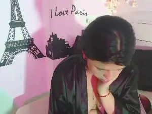 Cam4 Live Porn of petite_coralx