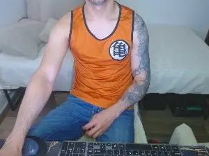 Cam4 Live Sex of Lealboy