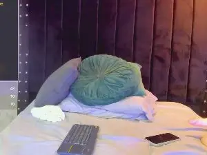 Cam4 Watch Live Sex Cams of Bryan_robayo5