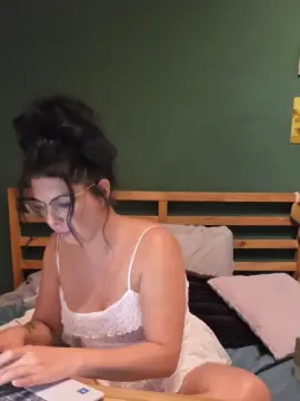 Cam4 Best Webcam of Emilyloved