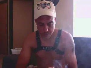 Cam4 Free Porn Cam of Dutchversaguy