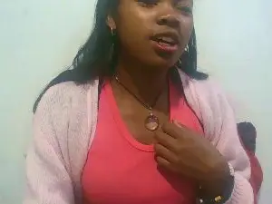 Cam4 Sex Cam of Sandratriniaina