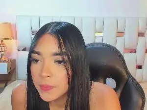 Cam4 Adult Video Chat of Nauthy_Nahomi