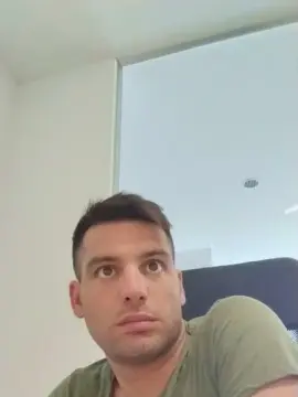 Cam4 Live Porn of italian_bull1