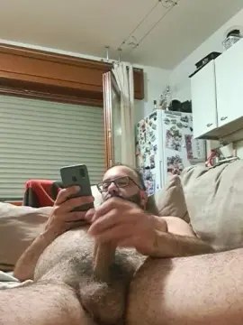 Cam4 Adult Video Chat of andrecool979