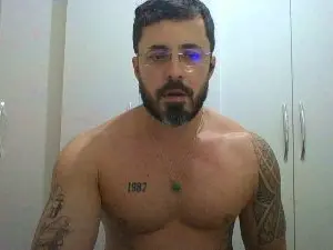 Cam4 Free Porn Cam of Alers87