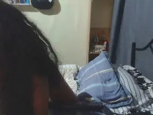 Cam4 Live Porn of urprettymaddy