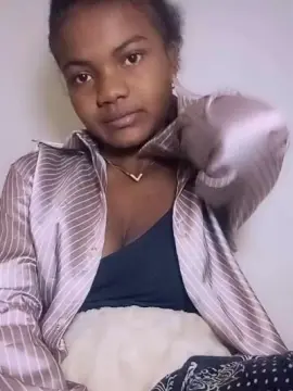 Cam4 Adult Webcams of mialisoa3