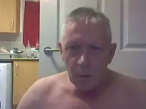 Cam4 Watch Live Sex Cams of middleman52