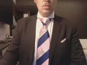 Cam4 Private Sex Chat of suitedfucker