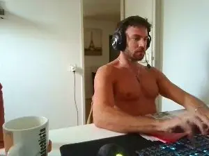 Cam4 Private Sex Chat of ALPHA_HUNK