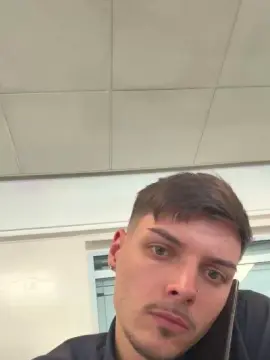 Cam4 Live Sex of ThomasRM98