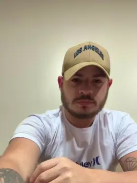 Cam4 Free Live Porn of victorhneves888