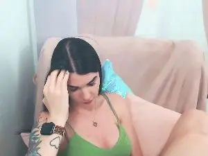 Cam4 Sex Cam of BrunettDream