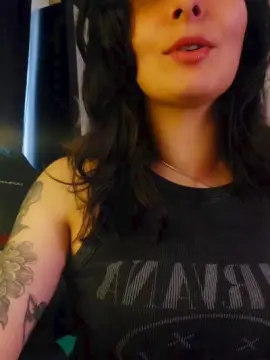 Cam4 Live Sex of Roxannepiggy