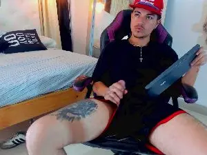 Cam4 Best live sex cam show of Briian__