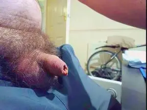 Cam4 Private Sex Chat of SmallHairyUncut