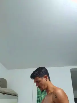 Cam4 Live Sex Cam of Levi_Henrique